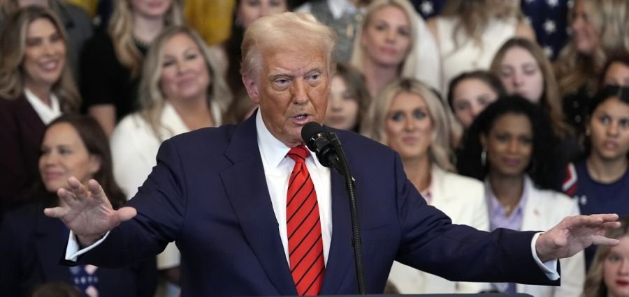 You are currently viewing Trump Administration Bans Trans Women Athletes from Sports Visas Under New Immigration Policy