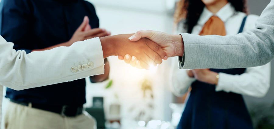 Autumn Durald Arkapaw Makes History as First Woman to Win Best Cinematography Oscar for Sinners